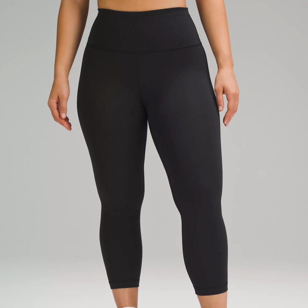 Lululemon Wunder Train Contour Fit High-Rise Crop 23" black size 6